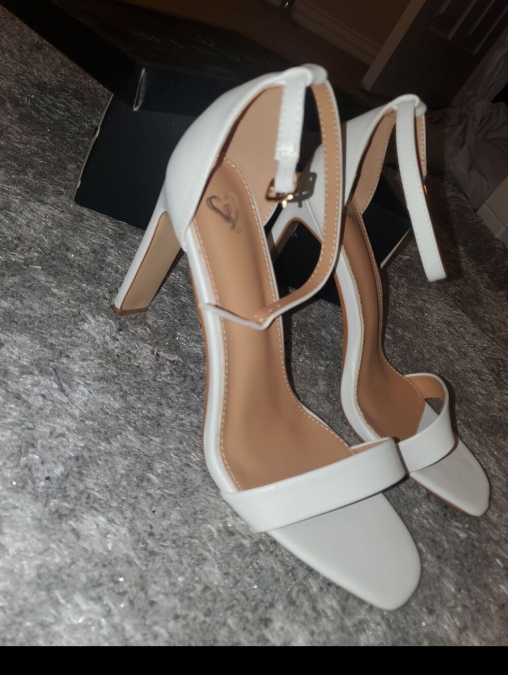 Windsor White Heels